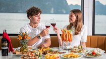 Hanoi : Halong Bay Deluxe 5 Star Cruise with Jacuzzi , Local food