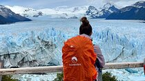From El Calafate: Perito Moreno walkways + Boat Tour (optional)