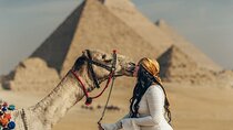 Private Giza Tour Pyramids, Sphinx, Grand Museum, Bazaar 