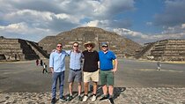Teotihuacan and Basilica Guadalupe Private Car Tour