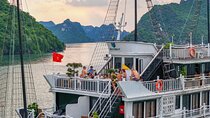 From Hanoi: Oasis Bay 2D1N Cruise – Party & Explore Halong Bay
