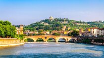 Verona - City of Lovers: Full-Day Private Tour from Venice