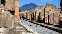 Private tour in Fiat 500/600 Pompeii and Vesuvius