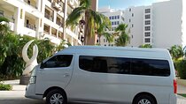 Private roundtrip transportation from Cancun airport to hotels