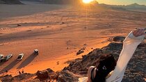 Wadi Rum Full-Day Jeep Tour and Overnight Bedouin Camp Experience