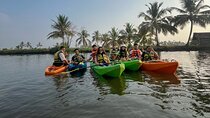 Kochi Kayaking Tour: Sunrise, Sunset & Floating Tea Break