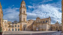 Private transfer from Naples to Lecce with 2h Sightseeing Stop