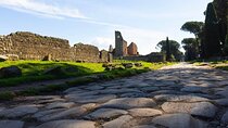 Walking through history by e-bike, along the Via Appia Antica!