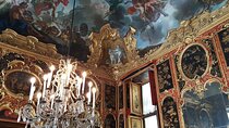 Turin Royal Palace Kid-Friendly Tour with and Holy Shroud Chapel