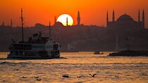 Sunset Bosphorus Yacht Cruise with Golden Horn