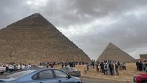 Giza Pyramids Private Tour with Egyptologist Guide