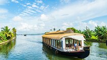 8 Days Private Tour in God's Own Country in Kerala