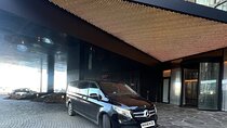 Keflavik Airport : Private Transfer TO/FROM Reykjavik