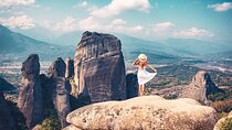 Meteora & Delphi 3 Days Semi Private Tour