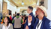 Marrakech: Bahia palace, Saadian Tombs, Souk & Medina Tour