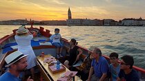 Venice: Relaxing Sunset Ride aboard old fishing boat