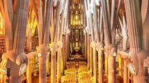 Sagrada Familia: The Golden Hour with Skip the line Tickets