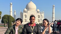 Private Taj Mahal Trip Including Private Car and Guide