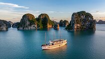 From Hanoi: Breathtaking Beauty Bai Tu Long 2-Day Scenic Cruise