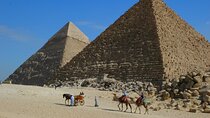 Guided Tour of the Giza Pyramids and Egyptian Museum 