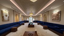 Authentic Emirati Majles Cultural and Hospitality Experience