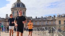 Run the Paris Main Sights with a Local: 8K Group Running Tour