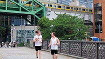Run at Tokyo Imperial Palace with a Local: 7K Group Running Tour