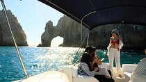 Cabo Yacht Tour to Lovers or Pelícano Beach + Beach Time