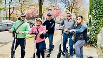 3 Hour E-Scooter Rental from Convenient Location on Seawall