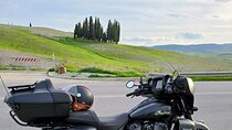 Motorcycle tour through the secret emotions of Tuscany
