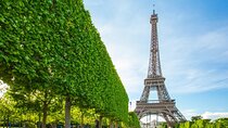 Eiffel Tower Access up to the 2nd Floor with Seine River Cruise
