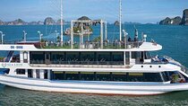 Ha Long Bay Sea Lion 5-Star Cruise with Kayaking and Buffet Lunch