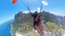 Parapente flight in the most beautiful view of Rio de Janeiro.