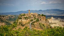 Private Full-Day Tour Civita di Bagnoregio & Villa Lante