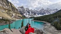 Lake Louise, Moraine Lake, Johnston Canyon Private Day Tour