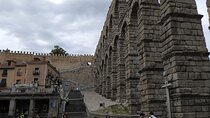 Full Day Segovia and Avila Bus Tour with Guided Walking Tour
