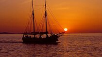 Alanya Sunset Boat Tour with Free Soft Drinks