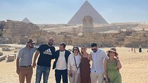 Private Tour Pyramids Museum with Lunch in Nile Cruise and Bazar 
