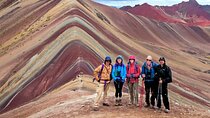 Cusco: Rainbow Mountain, Red Valley Early Access Hike with Meals