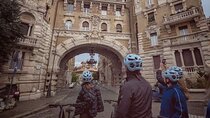 Rome Small-Group e-Bike Tour: Villa Borghese, Villa Ada & Coppedè