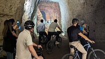 Rome: Appia Antica E-Bike tour with Rome's Underground Labyrinth 