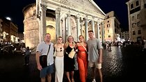 Rome by Night Walking tour Including Piazza Navona Pantheon and Trevi Fountain