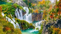 Private day trip from Zadar to Plitvice Lakes Park, Local Driver