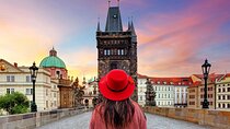 Sunrise Walking Tour: Prague Before the Crowds