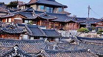Tour Seoul’s oldest district with a storyteller from Bukchon