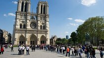 Paris: Private Walking Tour of 3 hours