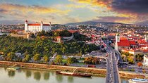 Vienna-Budapest One-Way Sightseeing Transfer