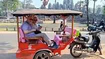 Private Angkor Wat Tour by Tuk-Tuk with English Speaking Driver