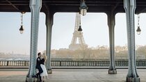 Paris - Private Photoshoot for Couples with a Local Photographer