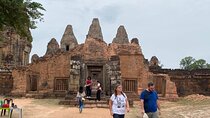 Private Kbal Spean Trekking Tour with Banteay Srei 